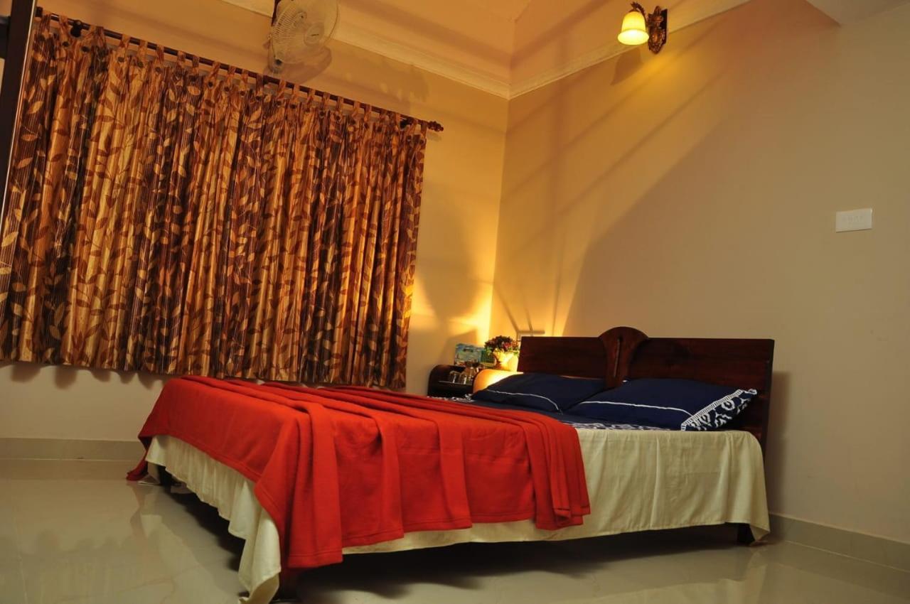 Green Palace Resort Vagamon Buitenkant foto